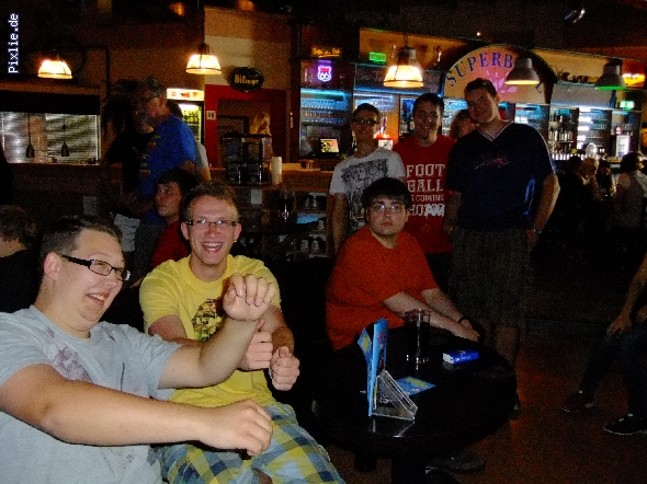 http://www.beruflichesgymnasium.de/pixlie/cache/vs_Bowling_DSCF4461.JPG